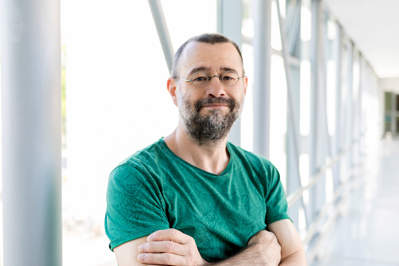 CRC 1436 member Jens-Max Hopf