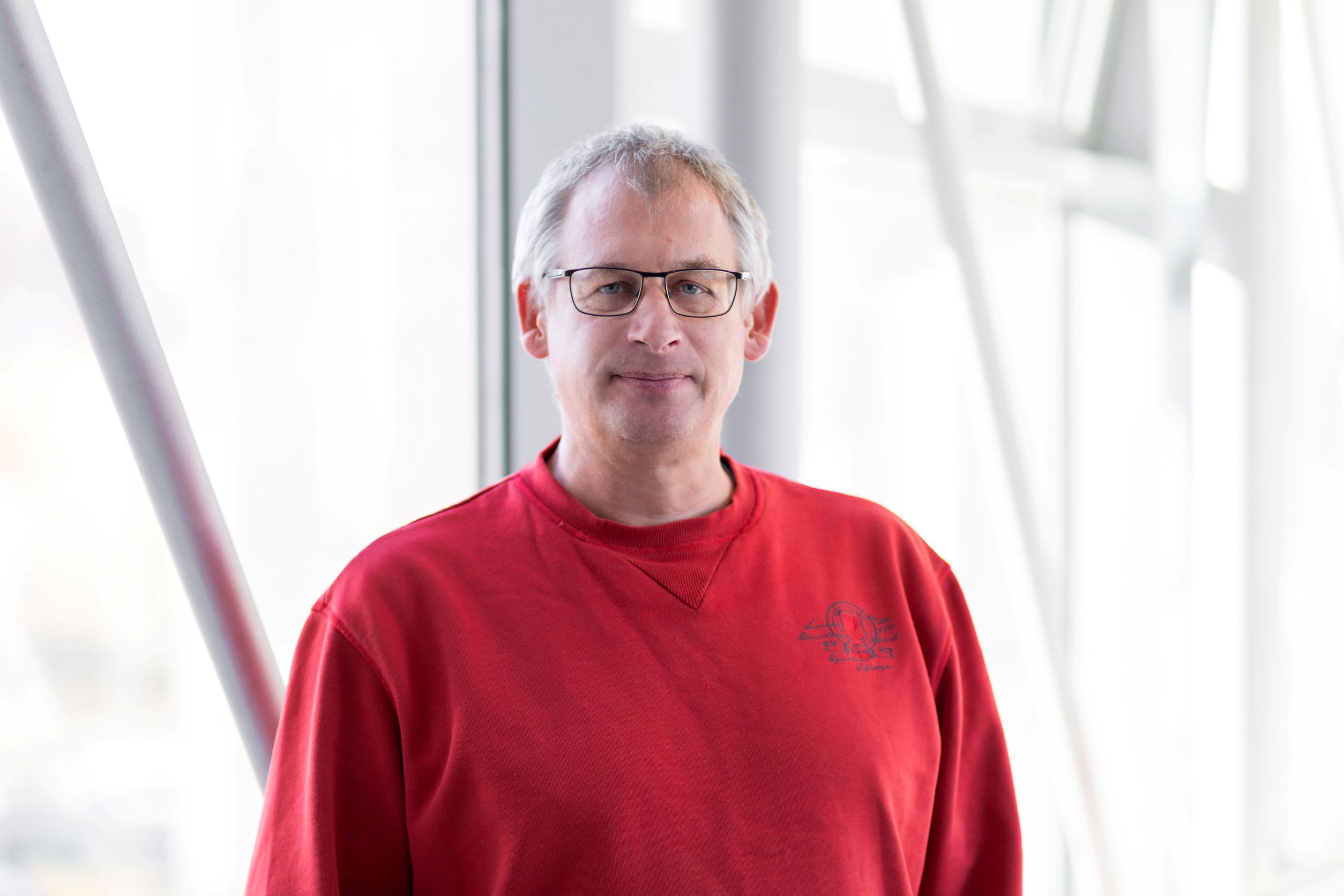 CRC 1436 member Hartmut Schütze