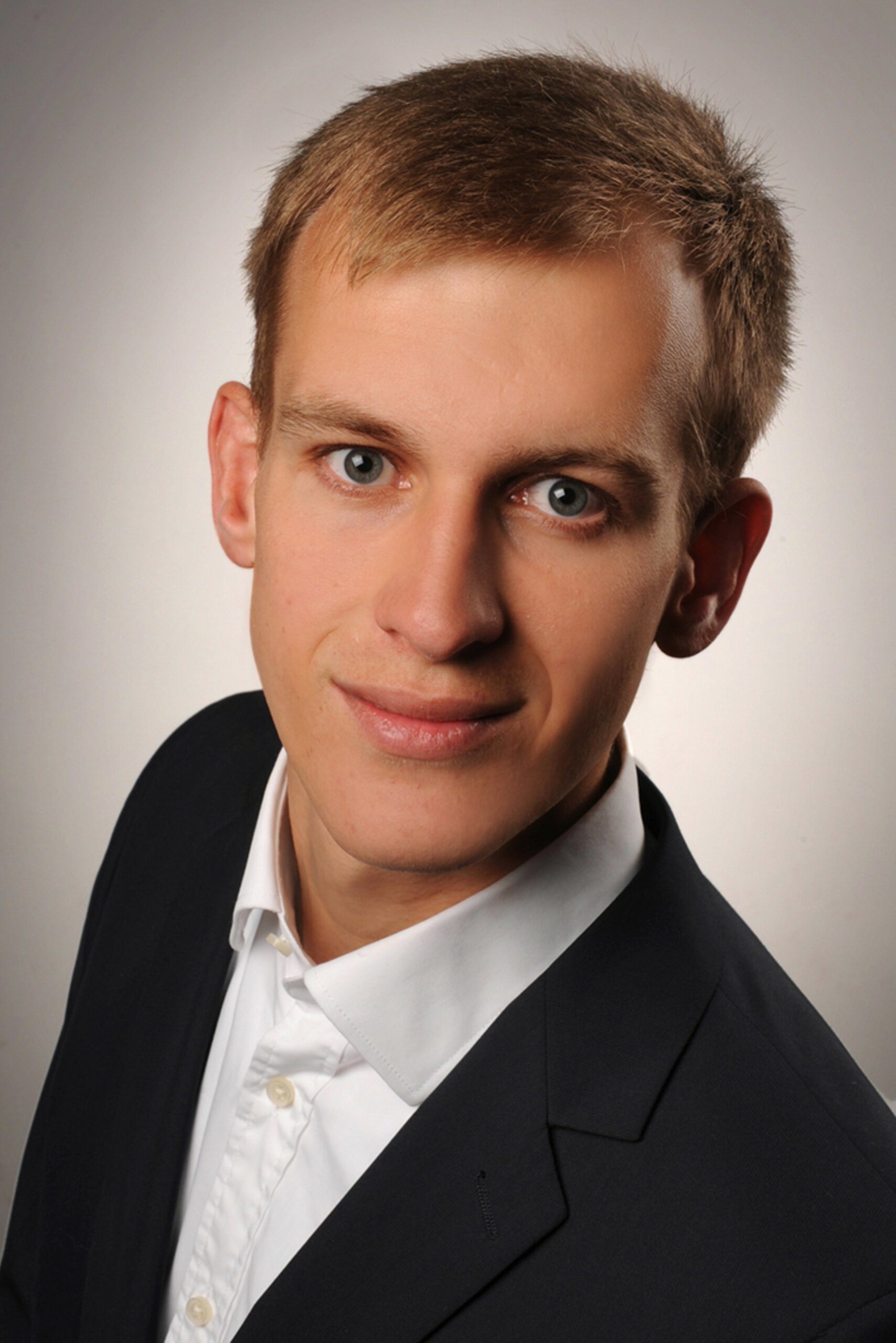 CRC 1436 member Patrick Müller