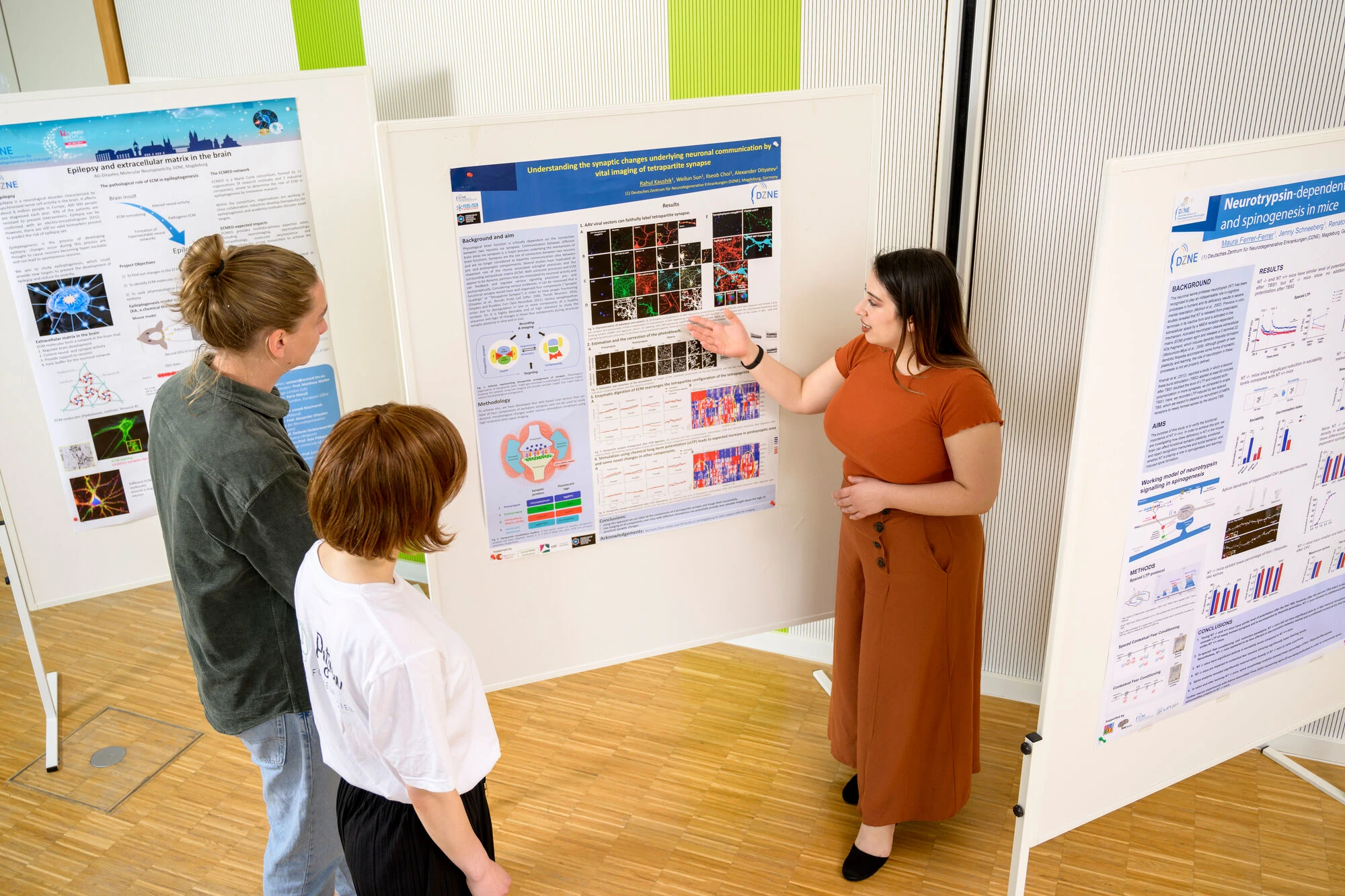 members of the CRC 1436 in Magdeburg present their neuroscience posters
