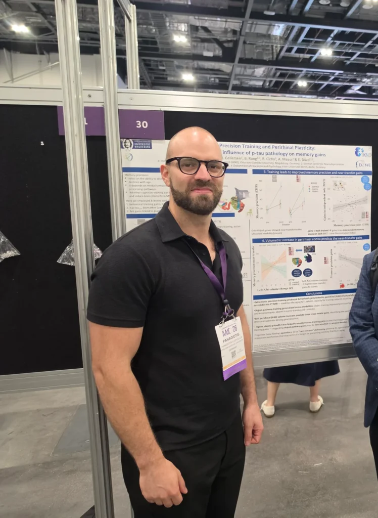 Panagiotis wins Poster prize at AAIC