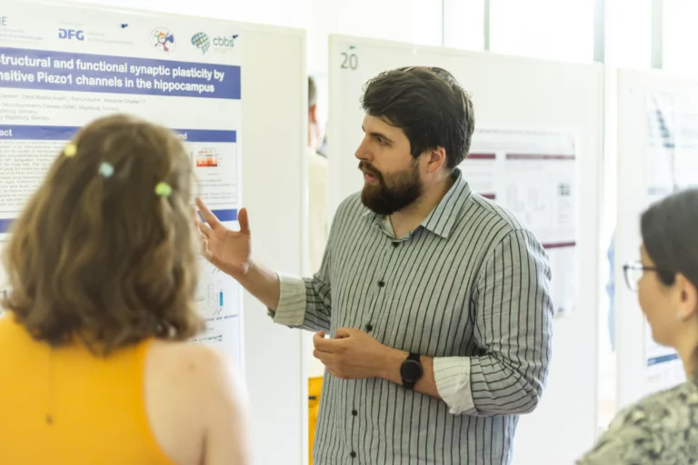 lively poster presentation